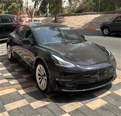 تسلا موديل 3